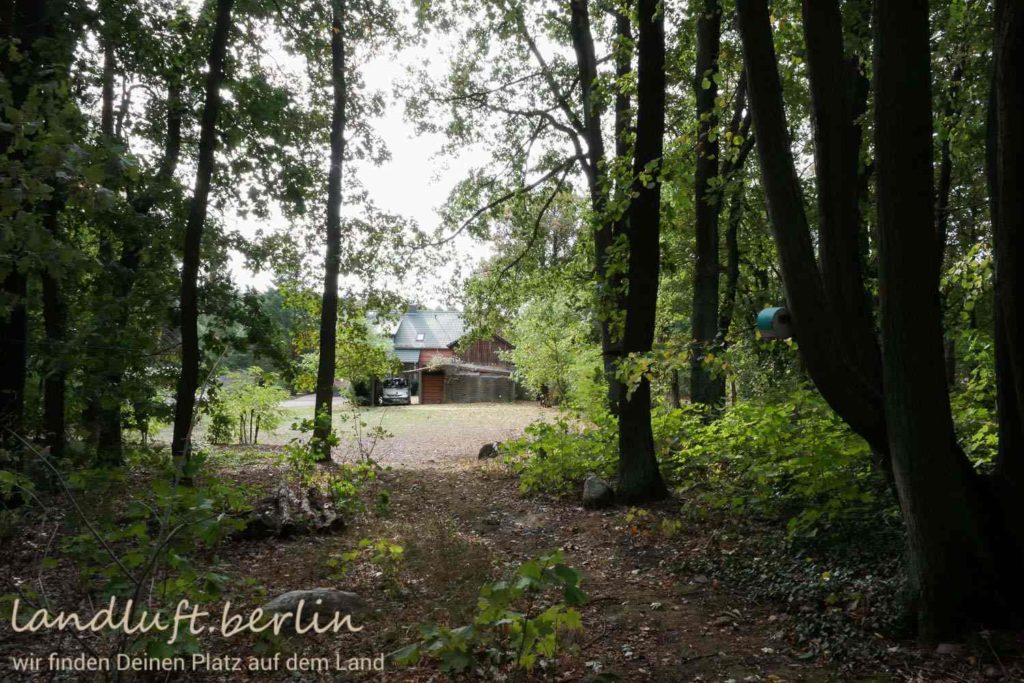 Forsthaus in wunderschöner Naturlage in der Nähe von Berlin zu verkaufen, Wohnmobilstellplatz