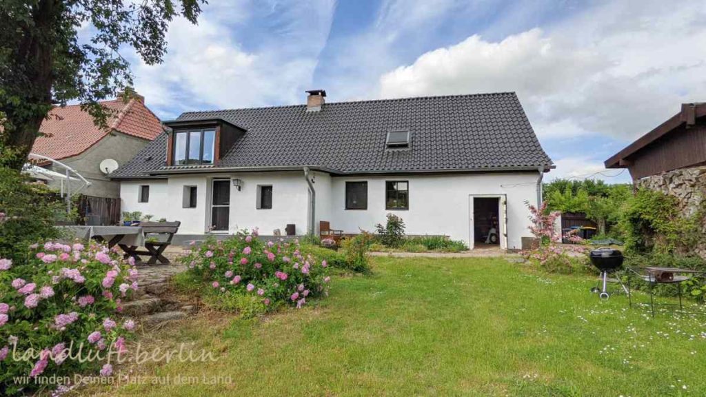 Altes Haus mit sehr schönem Grundstück in Groß Fredenwalde zu verkaufen