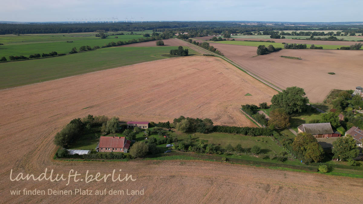 Das Grundstück nach Westen