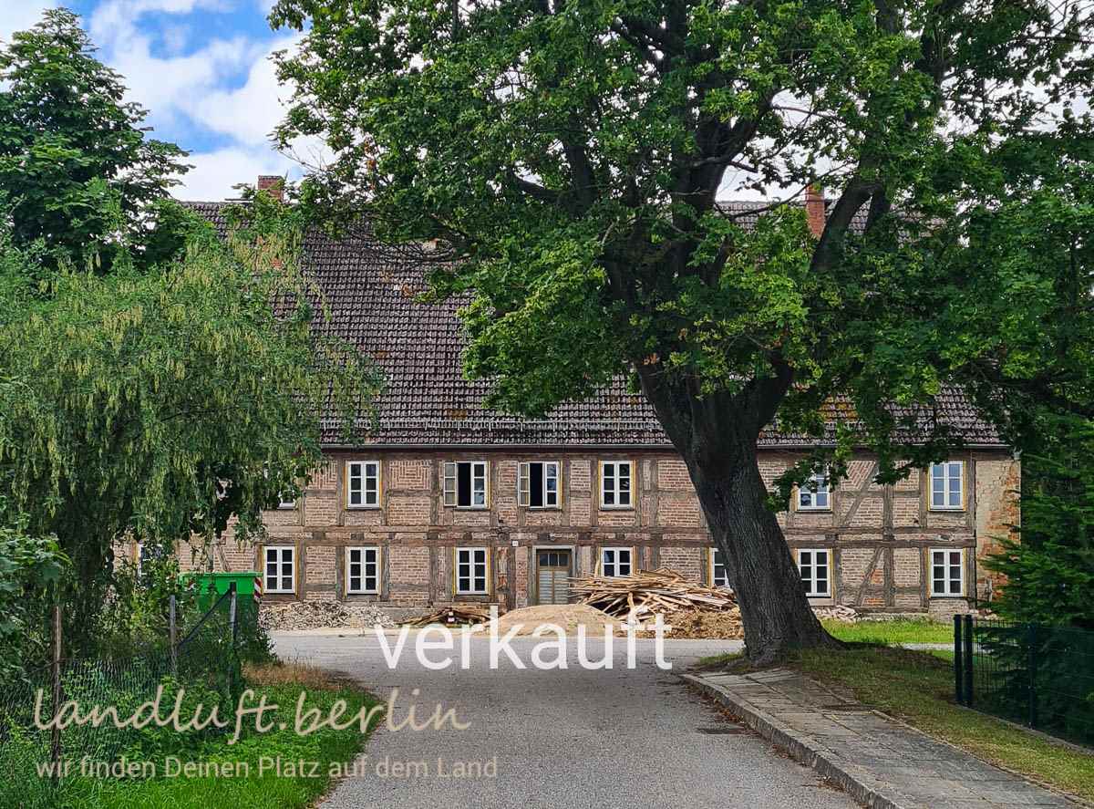 Gutshaus am Fuße der Brohmer Berge_v