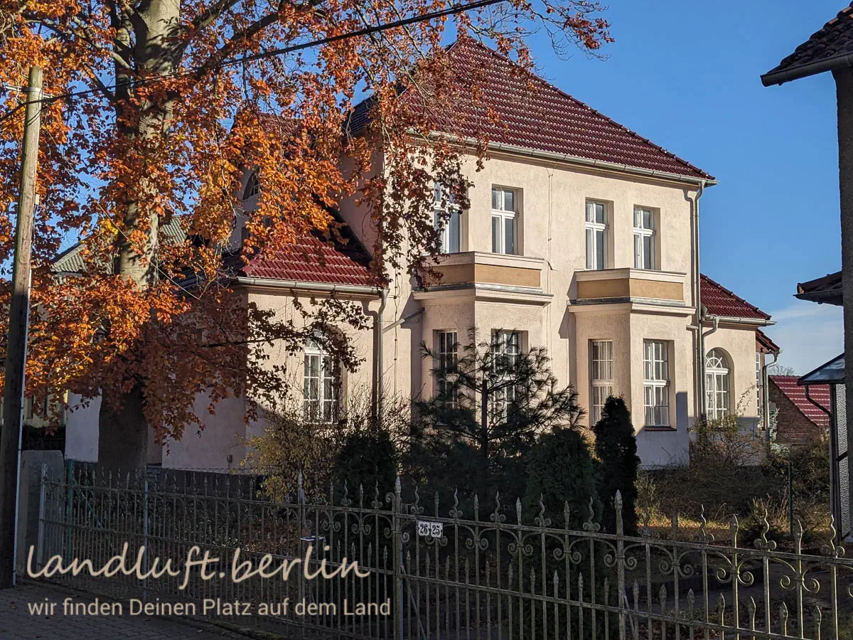 Seite zum südöstl. Nachbarn