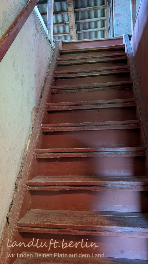 Treppe zum Dachboden
