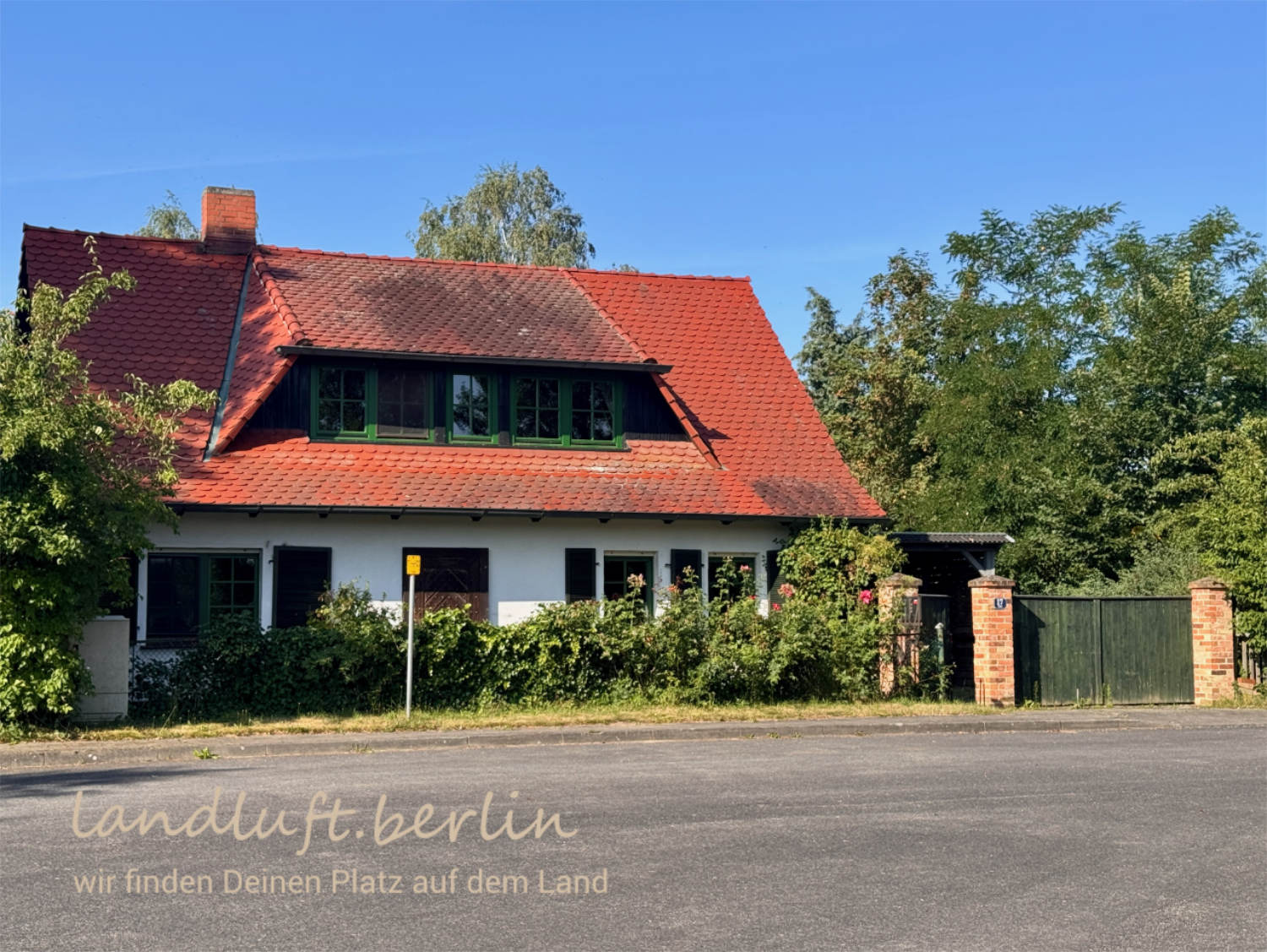 Wohnhaus, Ansicht von der Straße