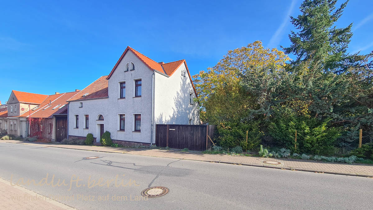 Mehrfamilienhaus mit Remise und Bauland in Joachimsthal zu verkaufen